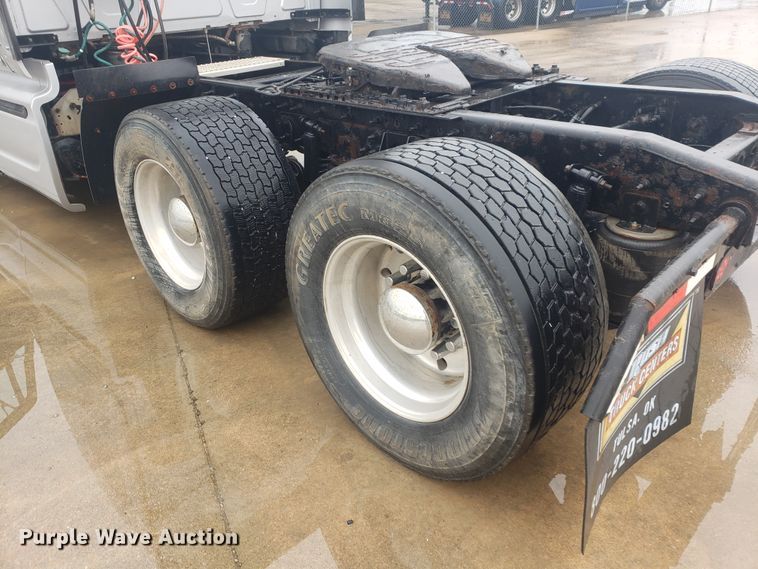 image for item HO9410 2013 International ProStar 122  semi truck