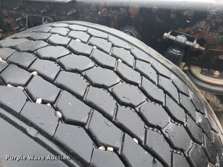 image for item HO9410 2013 International ProStar 122  semi truck