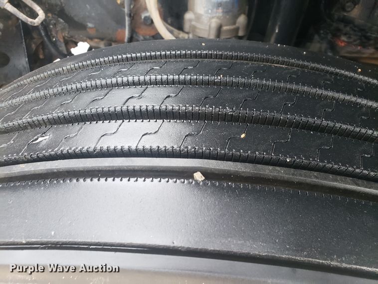 image for item HO9410 2013 International ProStar 122  semi truck