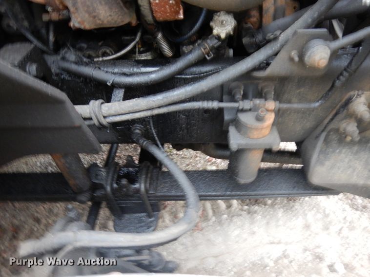 image for item HR9212 2006 International 9400  semi truck