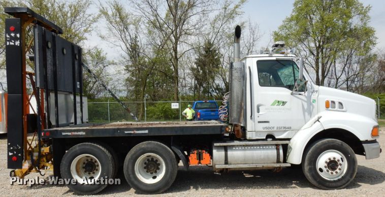 image for item HR9227 2001 Sterling A-Line  flatbed truck