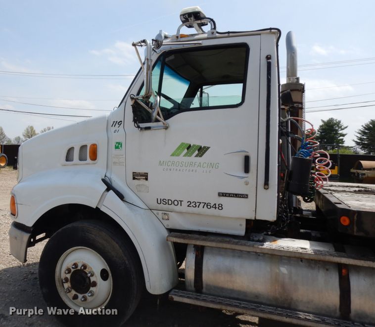 image for item HR9227 2001 Sterling A-Line  flatbed truck