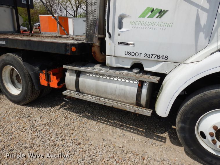 image for item HR9227 2001 Sterling A-Line  flatbed truck