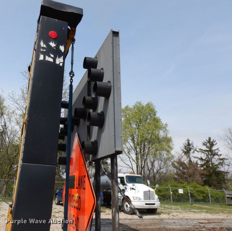 image for item HR9227 2001 Sterling A-Line  flatbed truck