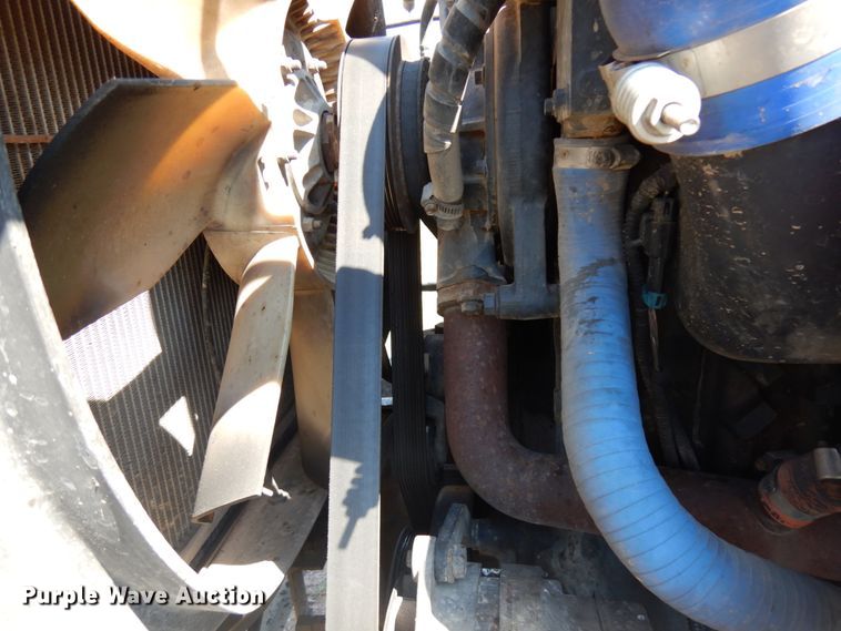 image for item HR9230 2001 Mack CH613  semi truck