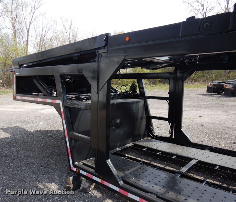 image for item HR9235 2001 Sun Valley  car carrier