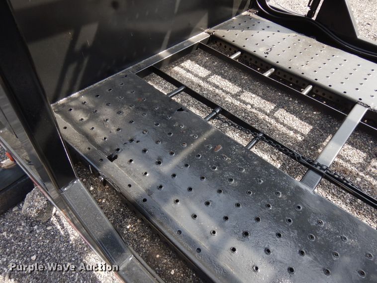 image for item HR9235 2001 Sun Valley  car carrier