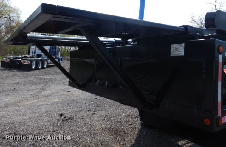 image for item HR9235 2001 Sun Valley  car carrier