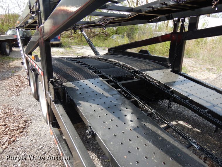 image for item HR9235 2001 Sun Valley  car carrier