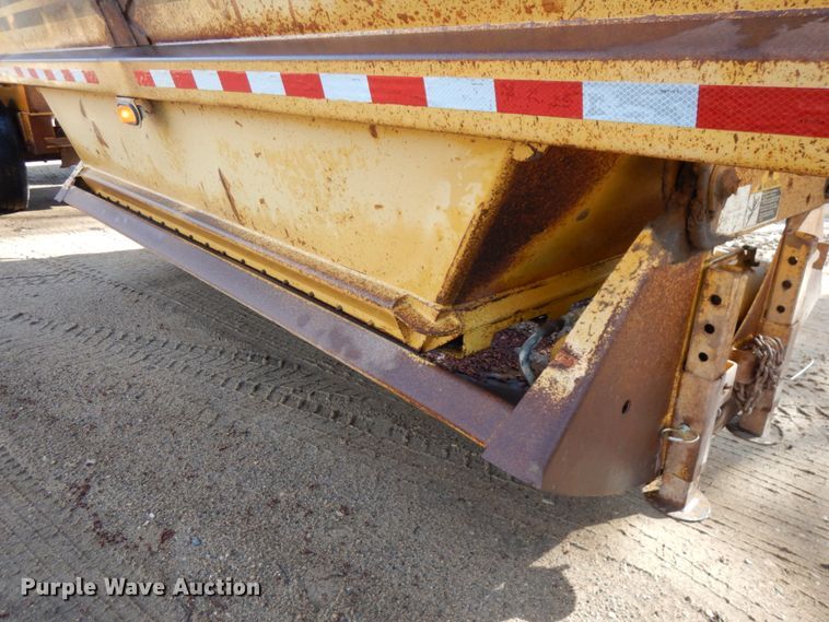 image for item HR9242 1999 Load King 2060  bottom dump trailer