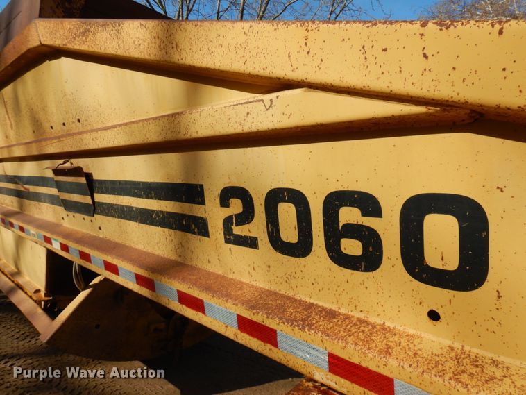 image for item HR9242 1999 Load King 2060  bottom dump trailer