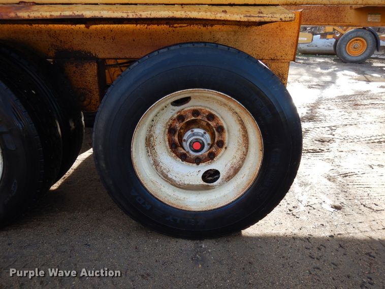 image for item HR9242 1999 Load King 2060  bottom dump trailer