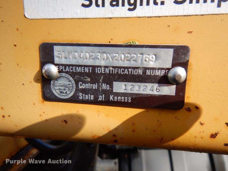 image for item HR9242 1999 Load King 2060  bottom dump trailer