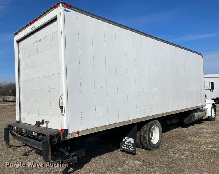 image for item HX9830 2015 Kenworth T370  box truck