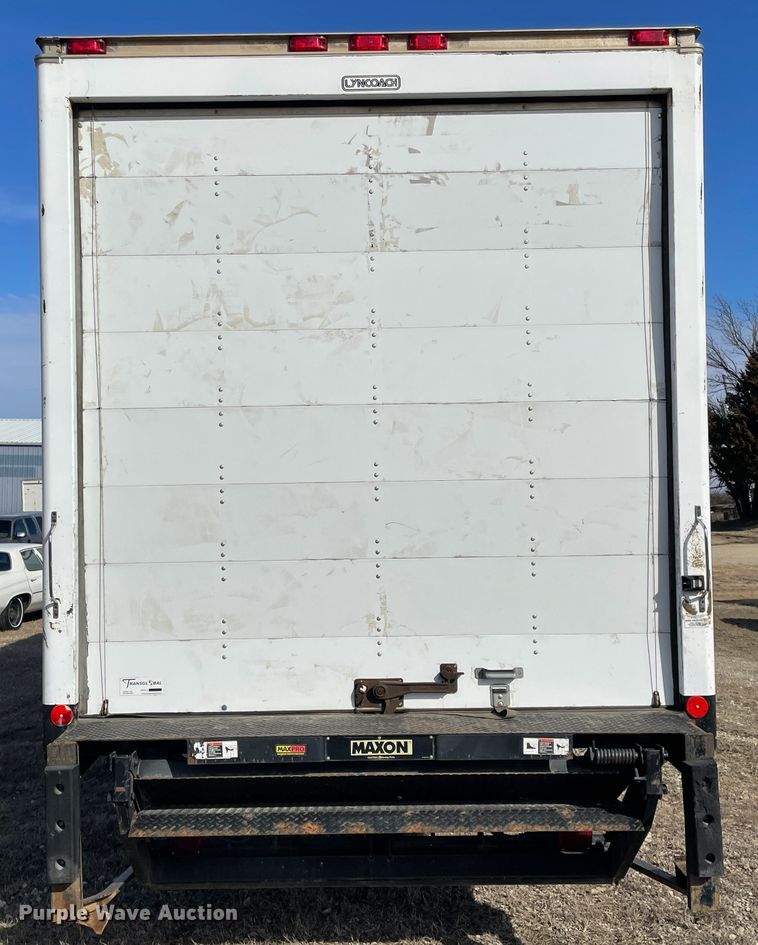 image for item HX9830 2015 Kenworth T370  box truck