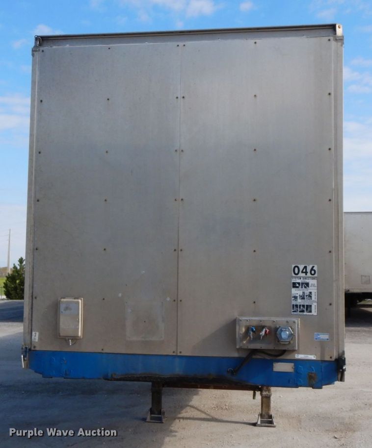 image for item IL9264 2002 Utility  side curtain trailer