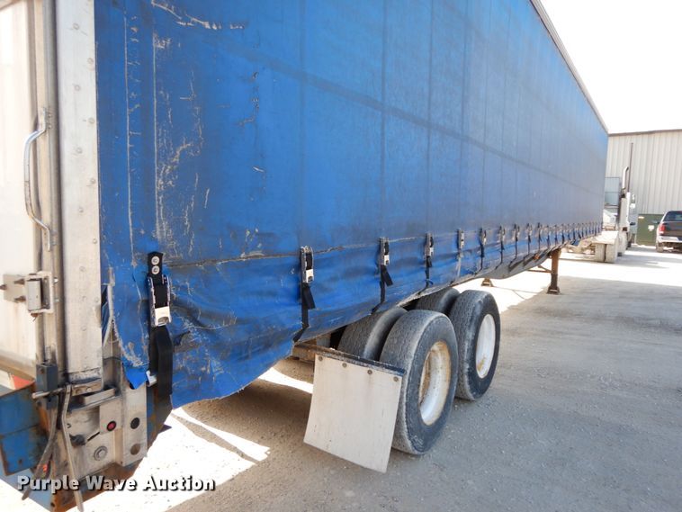 image for item IL9264 2002 Utility  side curtain trailer