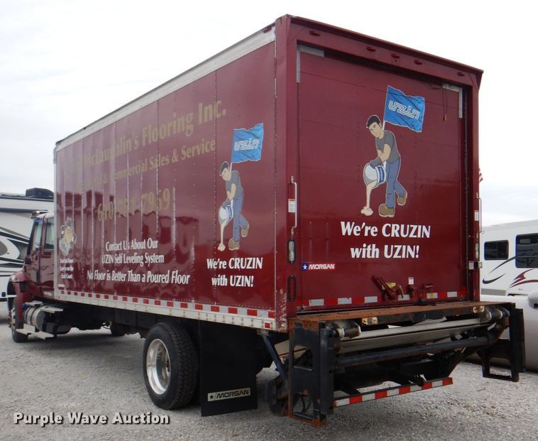 image for item IQ9247 2016 International DuraStar 4300  box truck