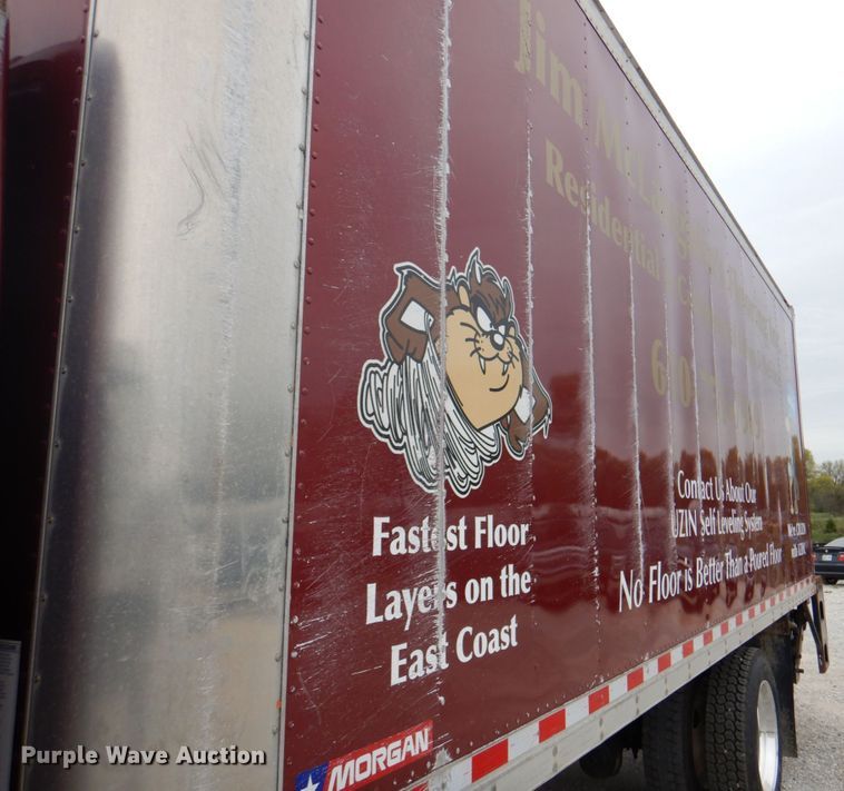 image for item IQ9247 2016 International DuraStar 4300  box truck