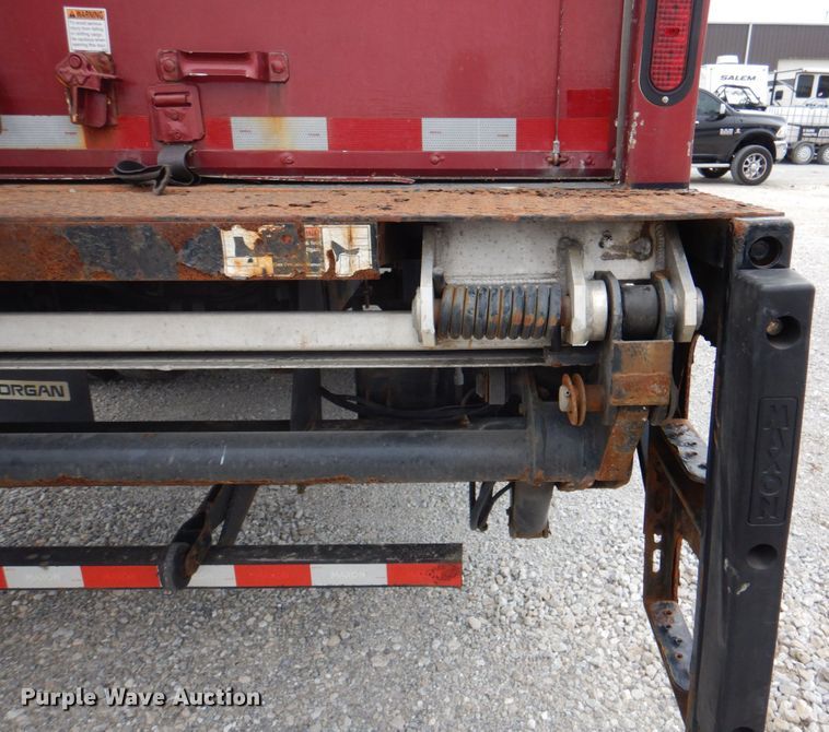 image for item IQ9247 2016 International DuraStar 4300  box truck