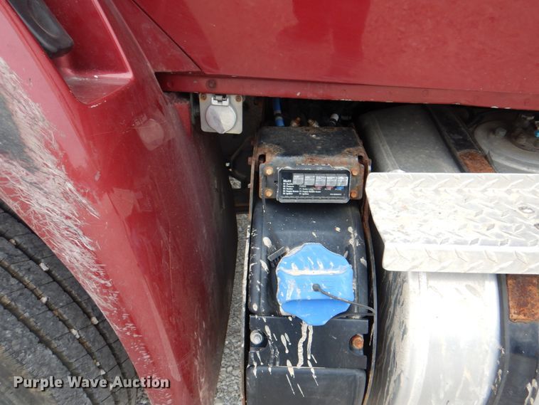 image for item IQ9247 2016 International DuraStar 4300  box truck