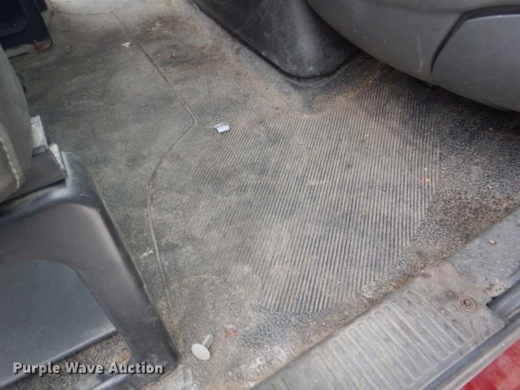 image for item IQ9247 2016 International DuraStar 4300  box truck