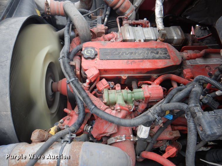 image for item IQ9247 2016 International DuraStar 4300  box truck