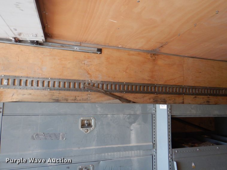 image for item IQ9247 2016 International DuraStar 4300  box truck