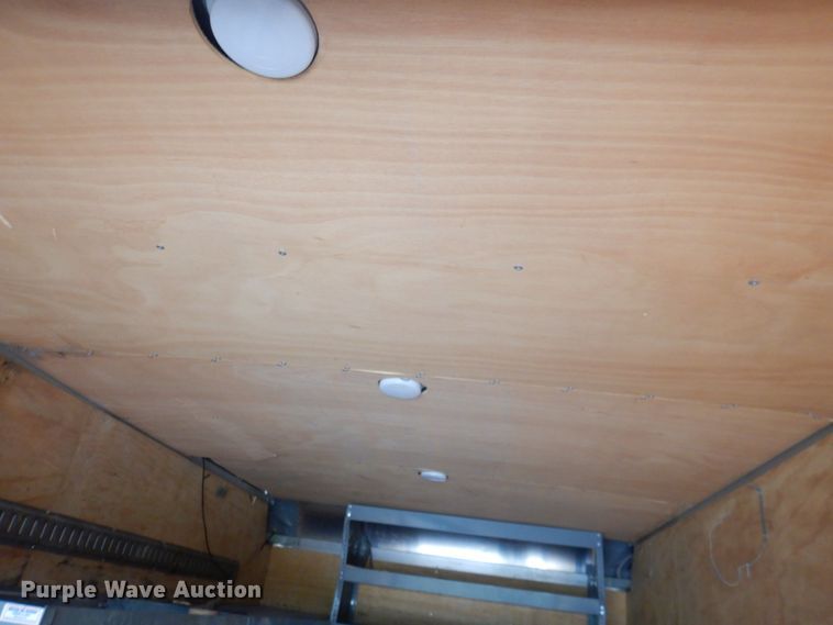 image for item IQ9247 2016 International DuraStar 4300  box truck