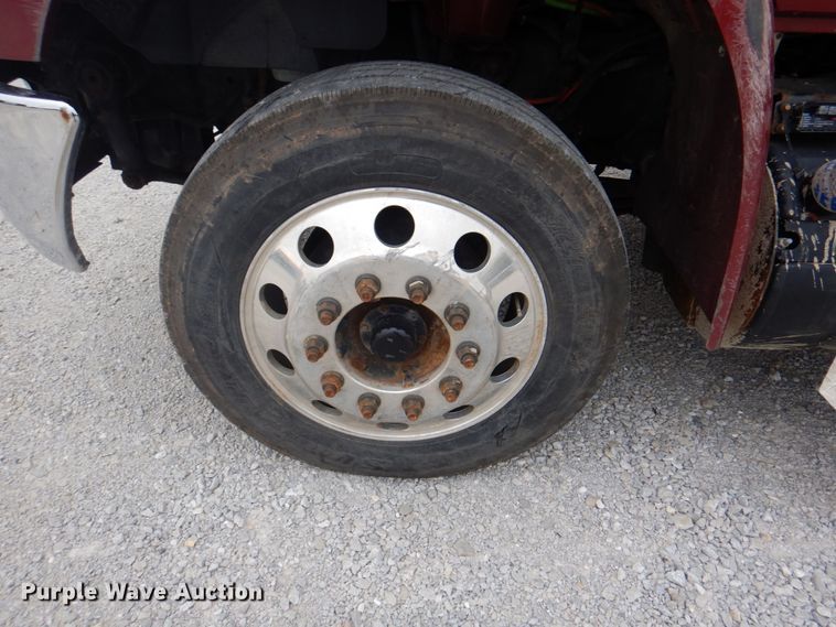 image for item IQ9247 2016 International DuraStar 4300  box truck