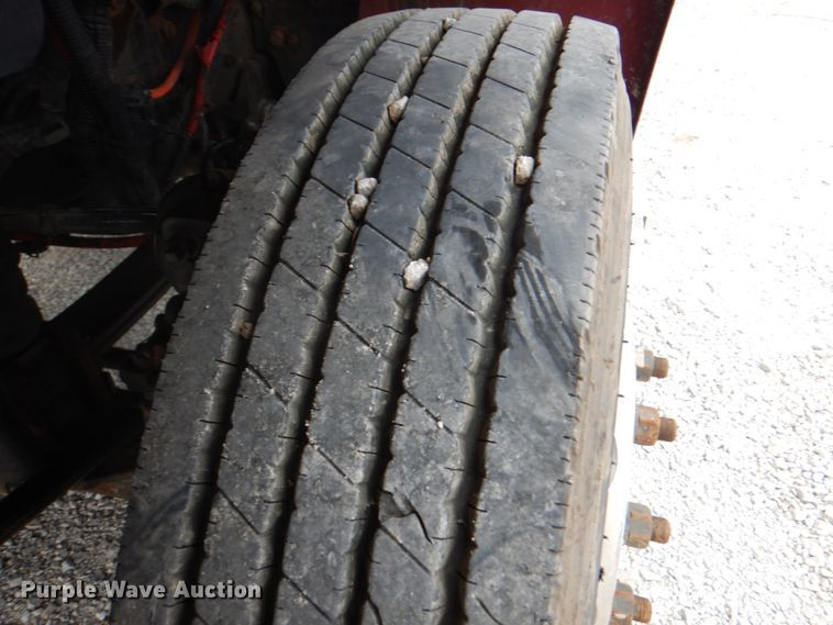 image for item IQ9247 2016 International DuraStar 4300  box truck