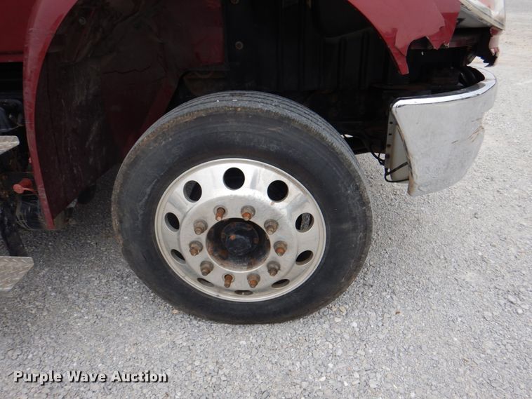 image for item IQ9247 2016 International DuraStar 4300  box truck