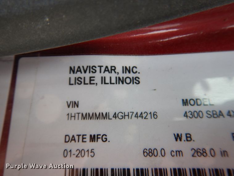 image for item IQ9247 2016 International DuraStar 4300  box truck