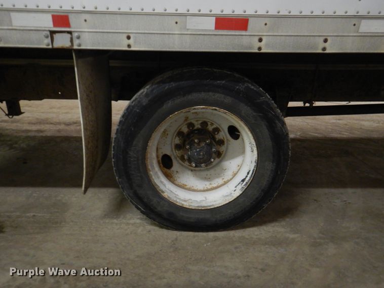 image for item IQ9266 2001 Freightliner FL70  box truck