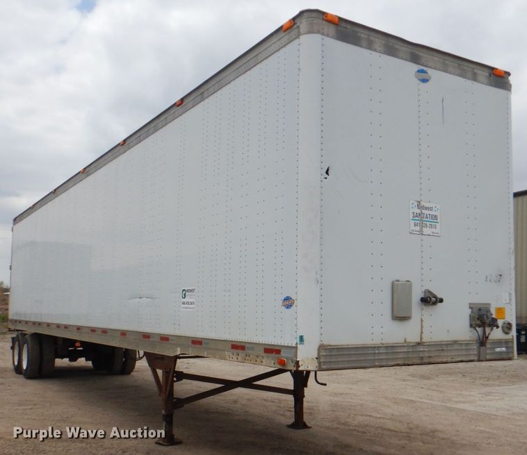 image for item IQ9269 1995 Utility Trailers VS2D0  dry van trailer