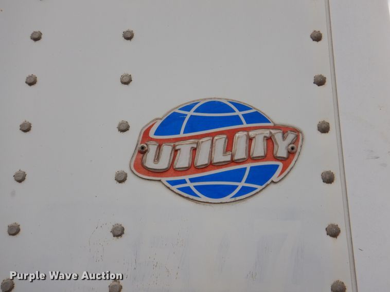 image for item IQ9269 1995 Utility Trailers VS2D0  dry van trailer