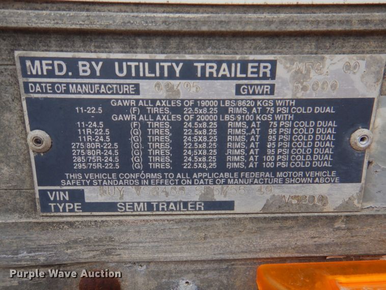 image for item IQ9269 1995 Utility Trailers VS2D0  dry van trailer