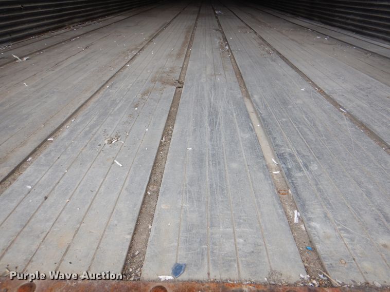 image for item IQ9272 1980 Fruehauf FRXF245LS  dry van trailer