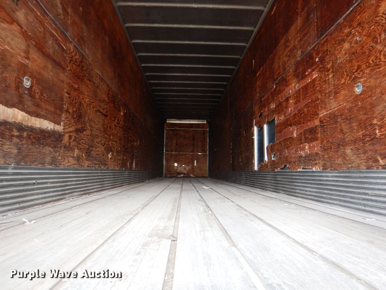 image for item IQ9272 1980 Fruehauf FRXF245LS  dry van trailer