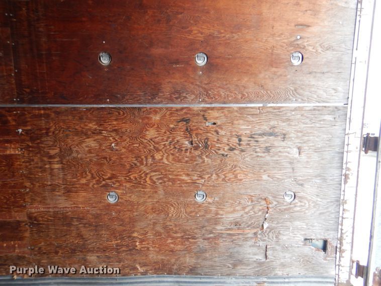 image for item IQ9272 1980 Fruehauf FRXF245LS  dry van trailer