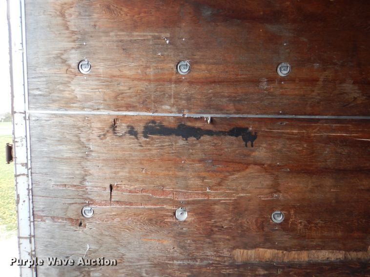 image for item IQ9272 1980 Fruehauf FRXF245LS  dry van trailer