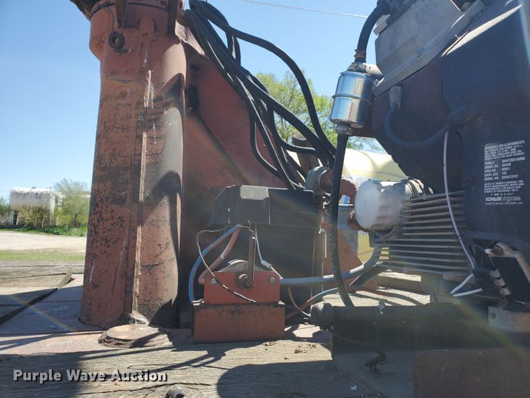 image for item IT9814 1972 Fruehauf  flatbed trailer