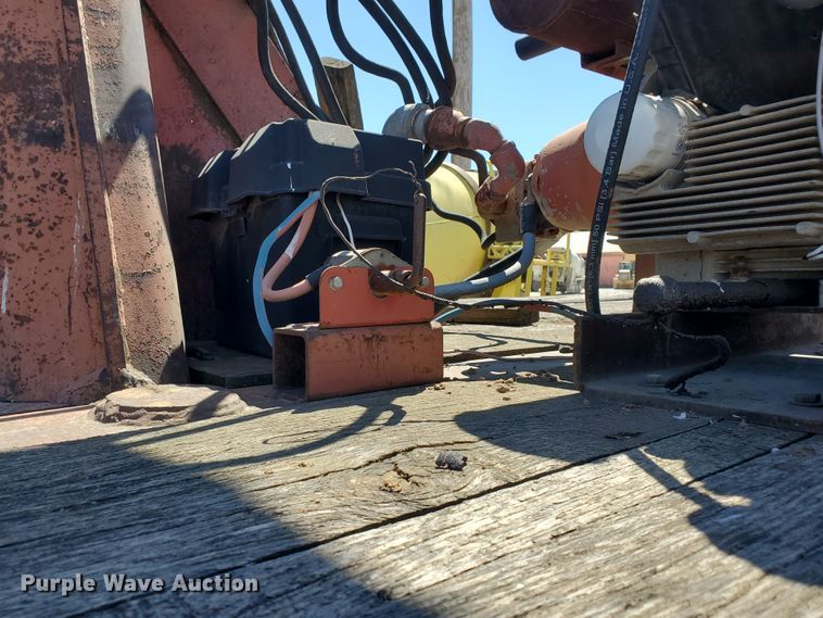 image for item IT9814 1972 Fruehauf  flatbed trailer