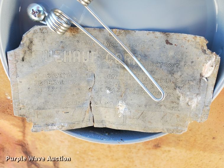 image for item IT9814 1972 Fruehauf  flatbed trailer