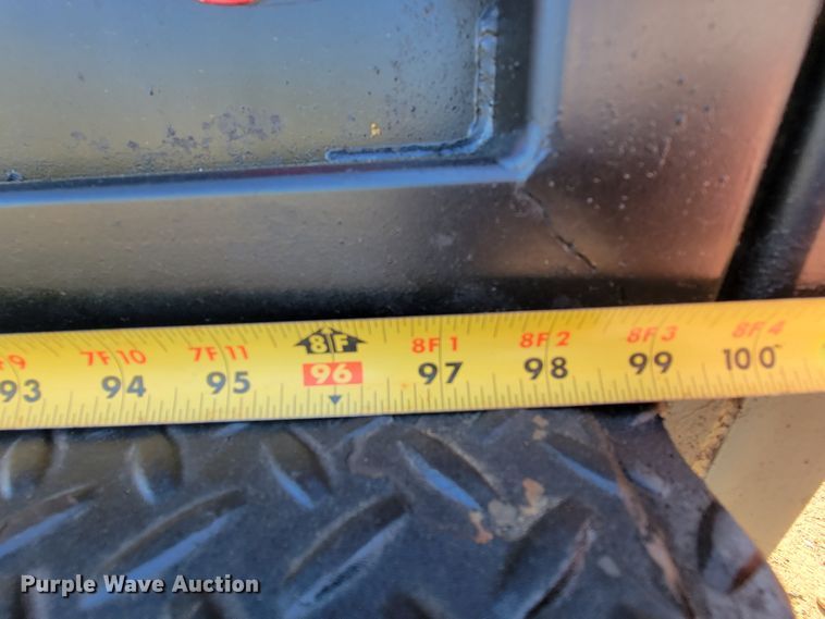 image for item IV9007 2010 Kenworth T300  flatbed truck