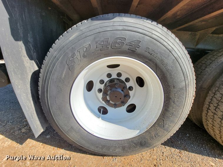 image for item IV9007 2010 Kenworth T300  flatbed truck