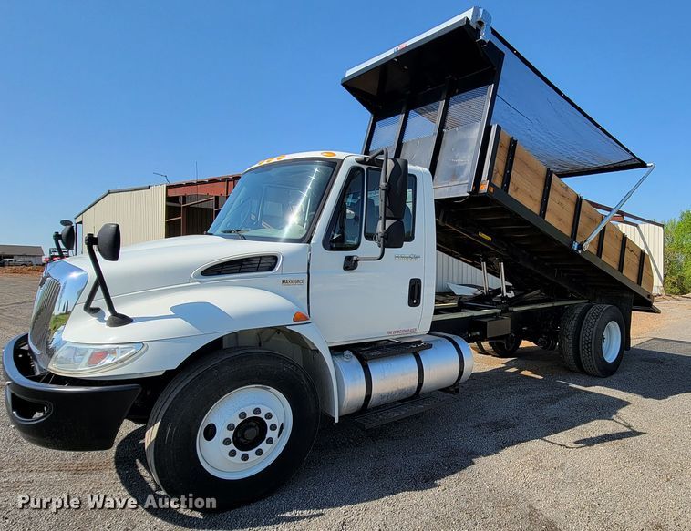 image for item IV9008 2012 International 4300  dump flatbed truck