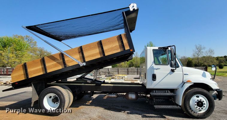 image for item IV9008 2012 International 4300  dump flatbed truck