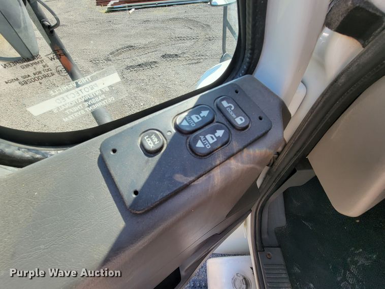 image for item IV9008 2012 International 4300  dump flatbed truck