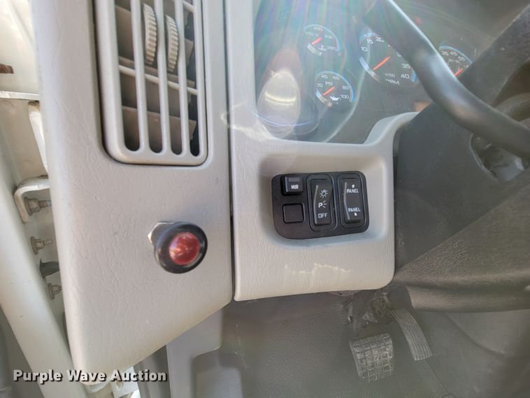 image for item IV9008 2012 International 4300  dump flatbed truck